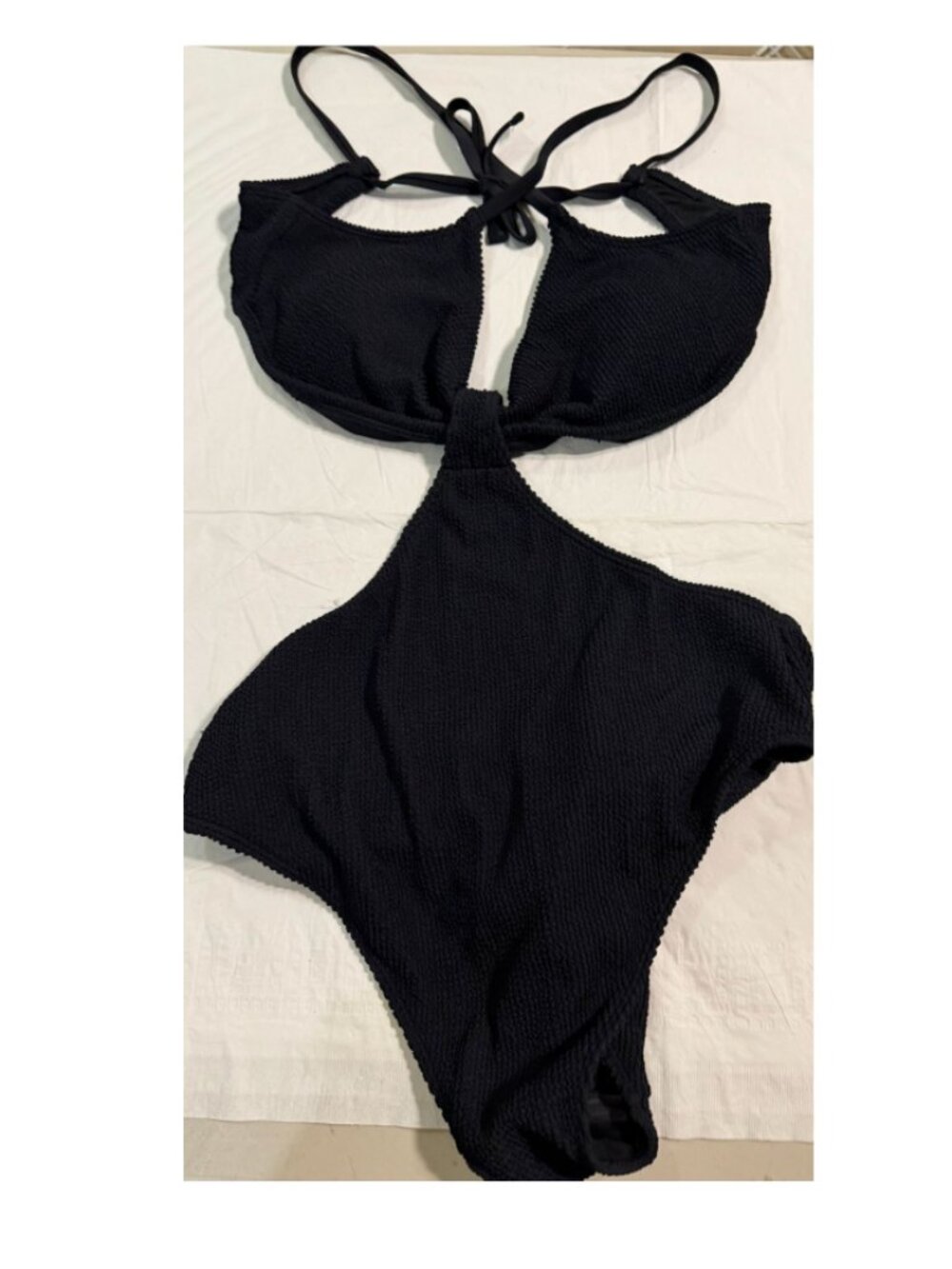 NWT - HOLLISTER - Black Crinkle/Ribbed Cut-Out One-Piece Swimsuit - SIZE L